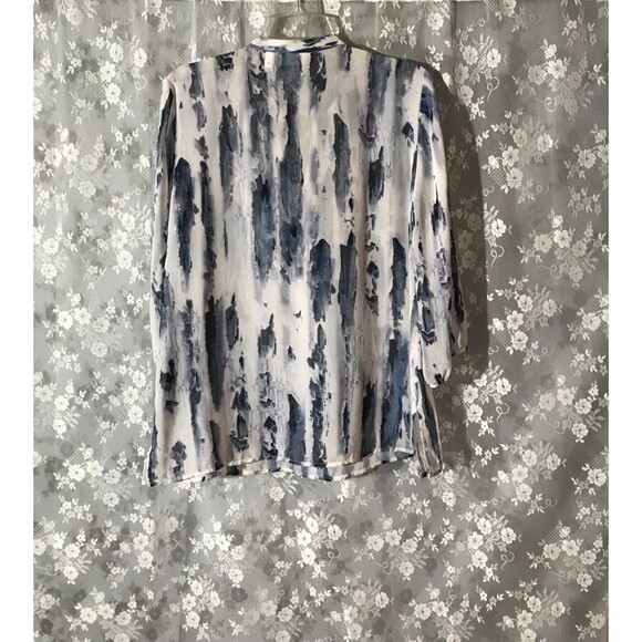 Chico's Blue & White Blouse Plus Size 1X Office Boho 3/4 Sleeve Feminine Top - Picture 2 of 3